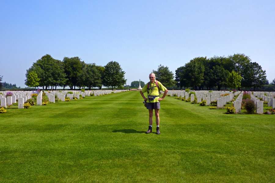 Airbornepad

Groesbeek Canadian War Cemetery 
and Memorial 