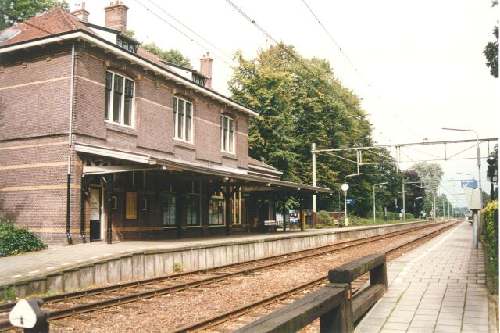 station Lunteren