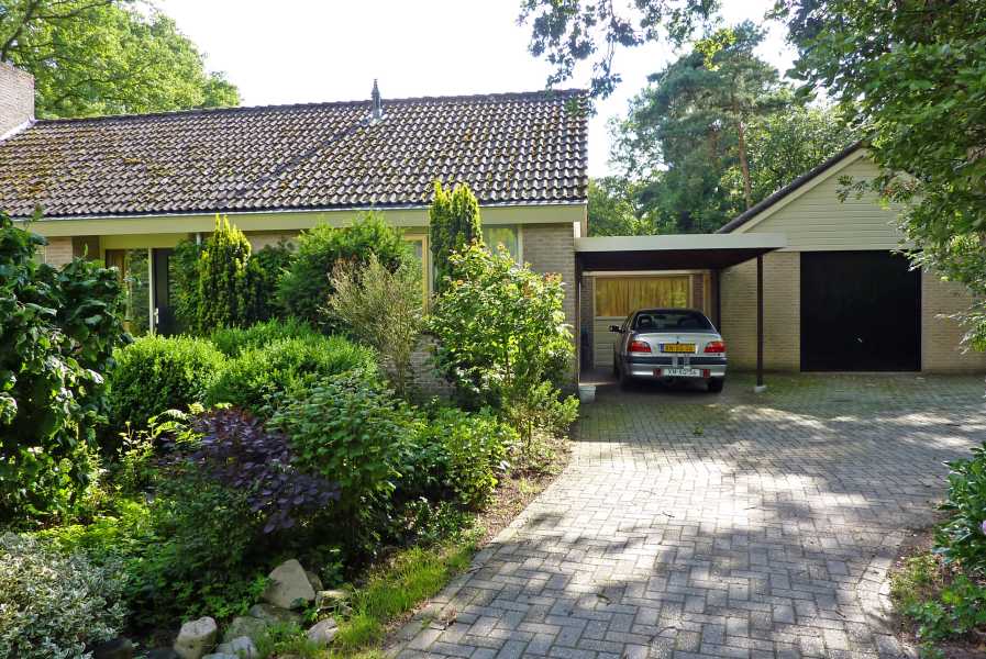 

Bed and Breakfast adres te Mari�nberg.